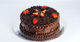 Bolo Brigadeiro com Morango