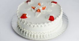 Bolo de Morango com Nata